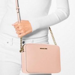 Michael Kors Crossbody purse, like new
